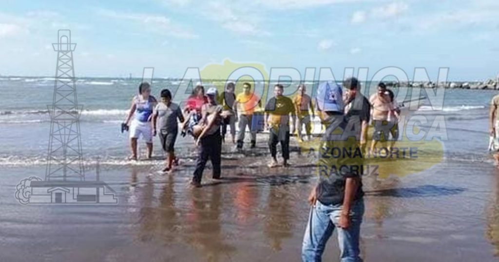Se ahogan tres hermanos en playas veracruzanas, sus papás los trajeron de paseo, venían de Tlaxcala