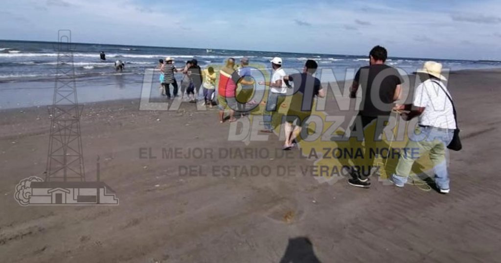 Se ahogan tres hermanos en playas veracruzanas, sus papás los trajeron de paseo, venían de Tlaxcala