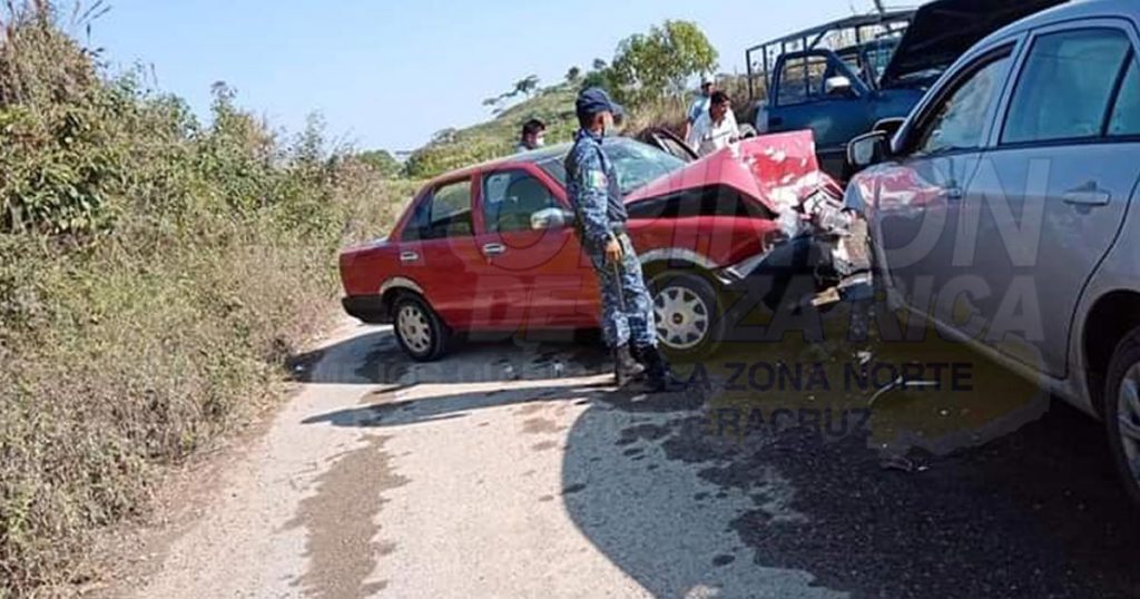 4 lesionados en aparatoso accidente