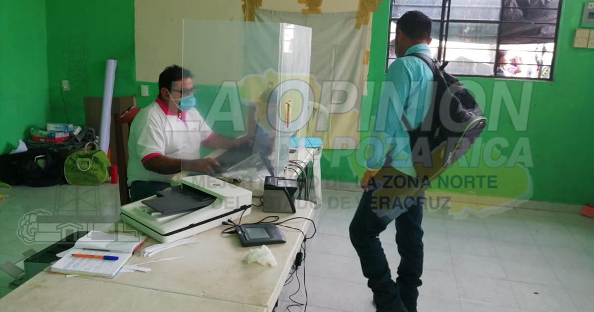 En módulo itinerante serranos tramitan más de 4 mil credenciales