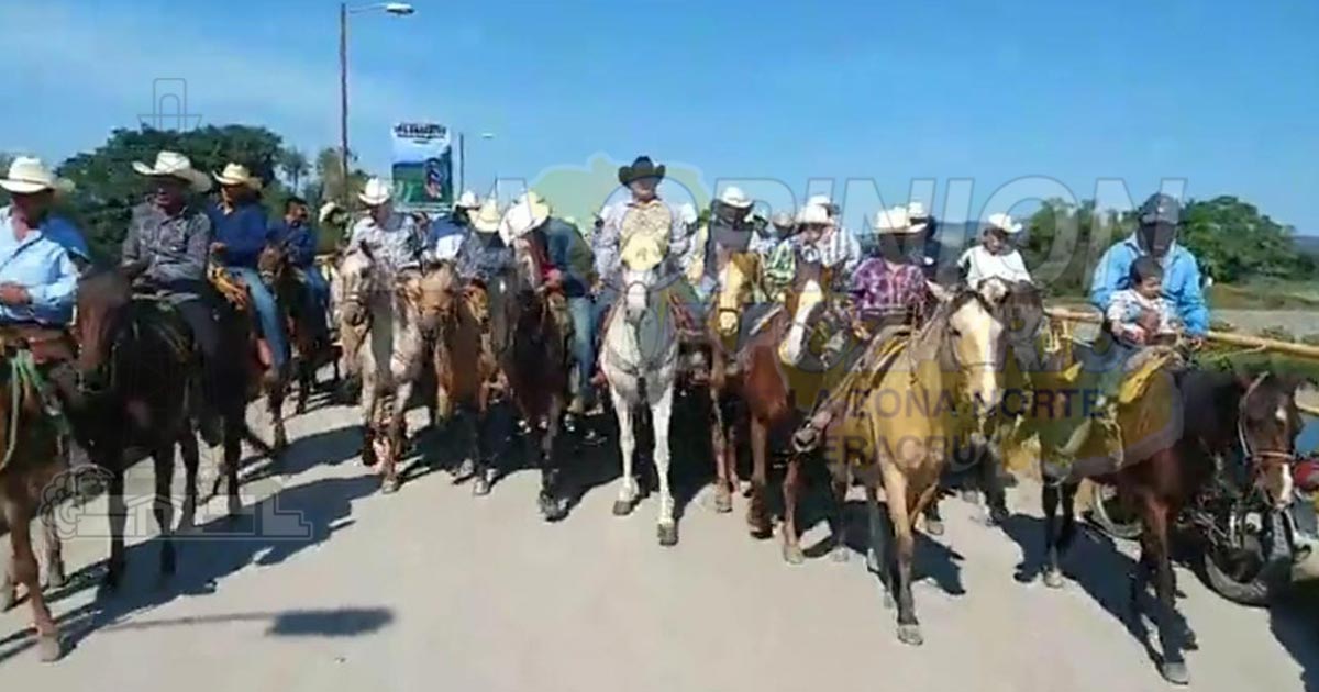 Cabalgan en honor a la Inmaculada Concepción