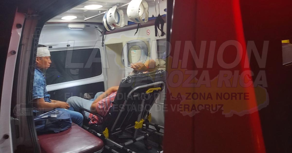 Fuerte choque; dos personas lesionada en Papantla