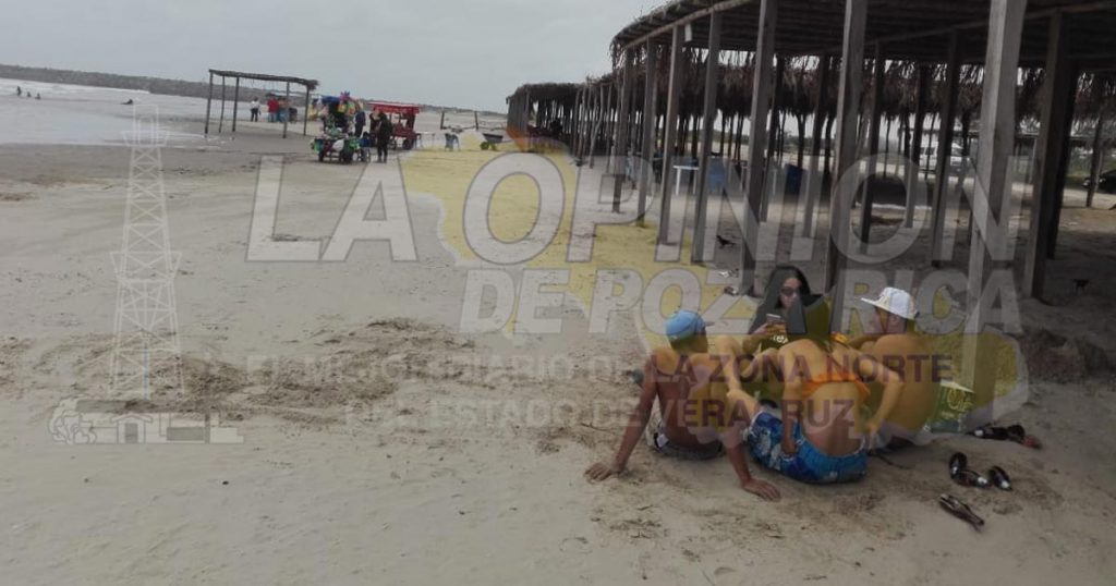 Pocos turistas, pero mucha basura