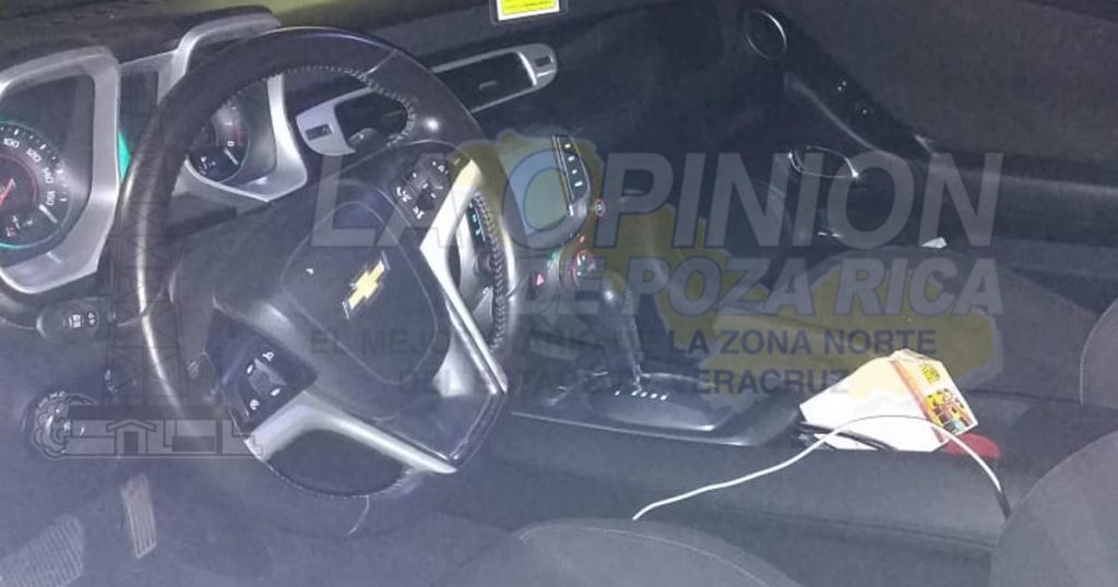 Traía coche deportivo internado ilegalmente