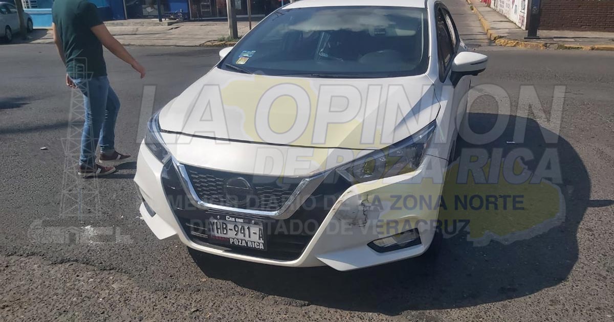 Fuerte choque por alcance en Poza Rica