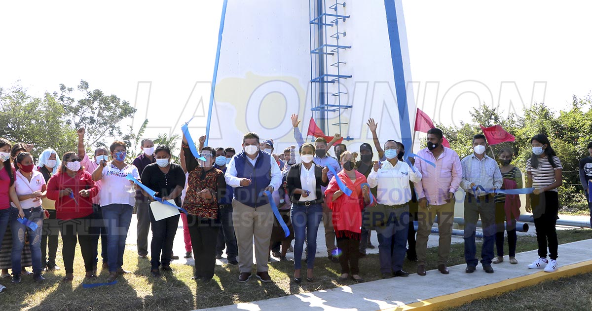 Trascendental entrega de obras en Tuxpan
