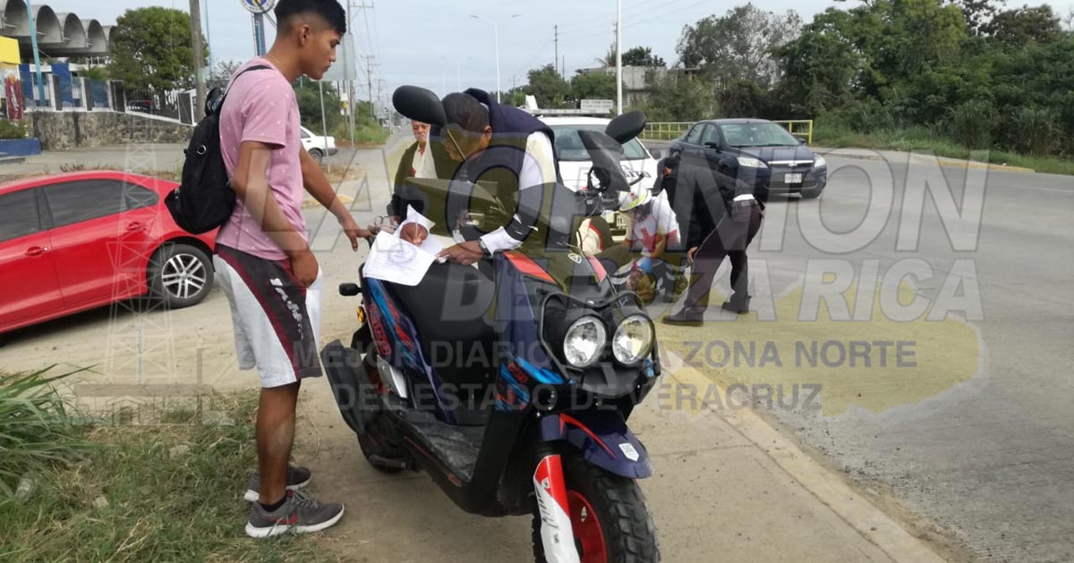 Heridos en choques de motos