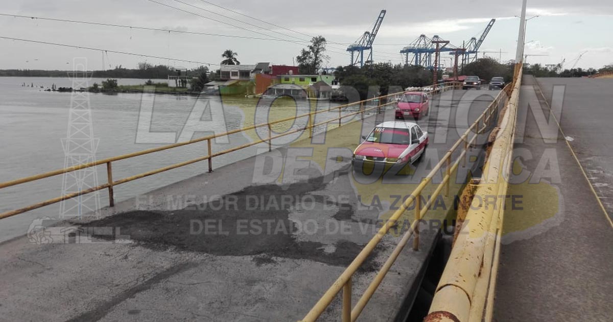 Concluye el bacheo en el puente de Tampamachoco