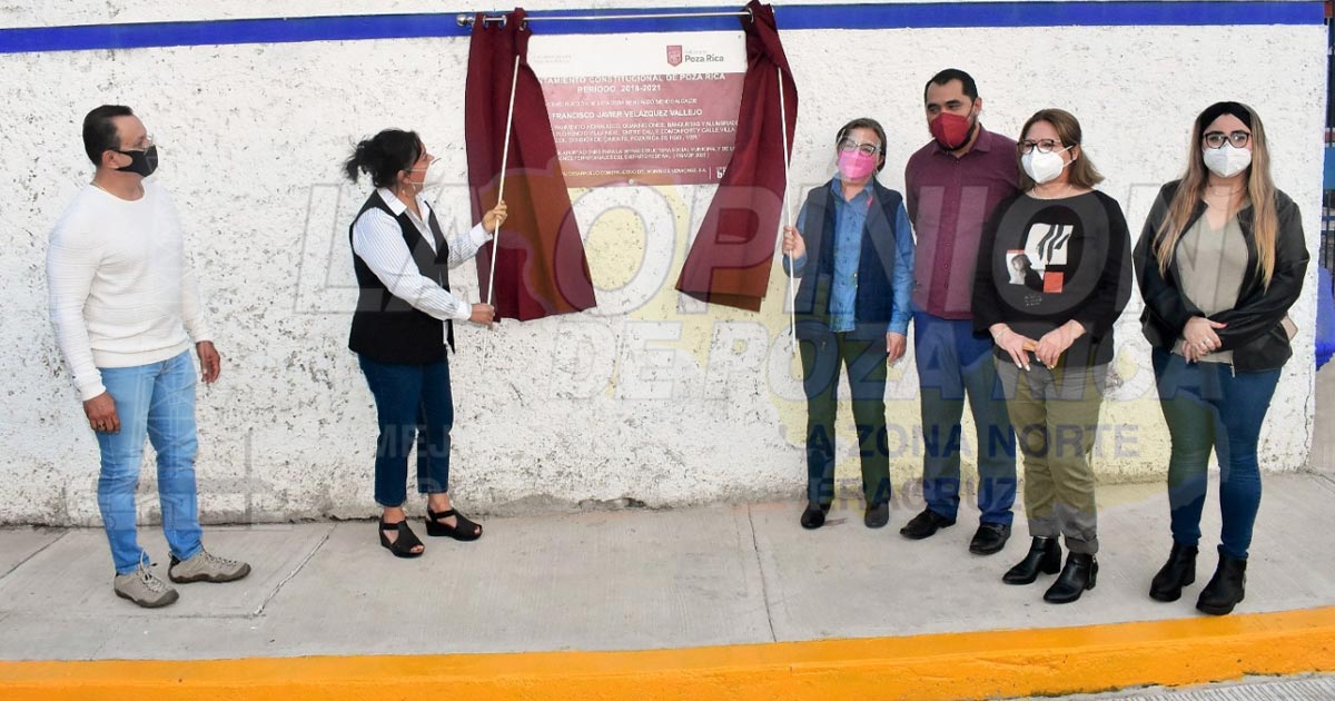 Cierra Gobierno de Poza Rica el año, con entrega de obras