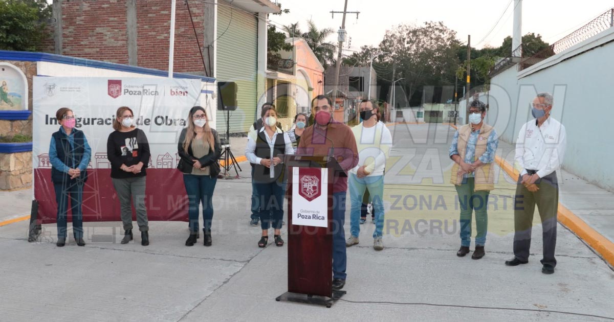 Cierra Gobierno de Poza Rica el año, con entrega de obras