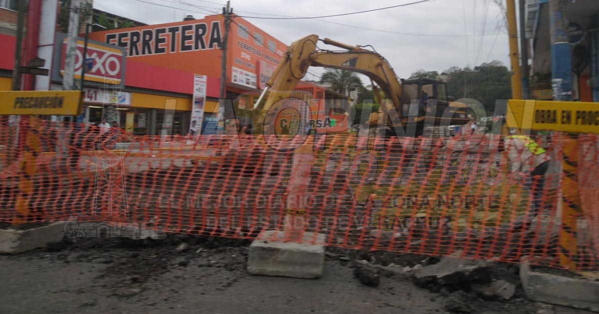 Cambian circulación por obra carretera