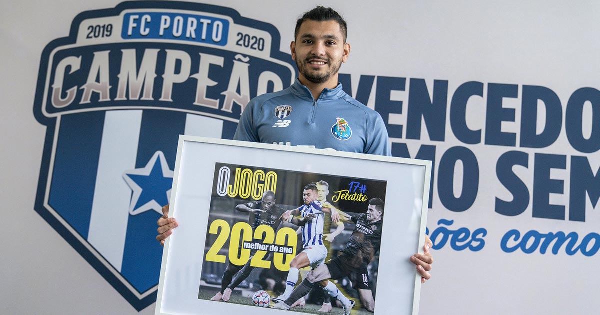 Tecatito, el mejor jugador de la Liga Portuguesa
