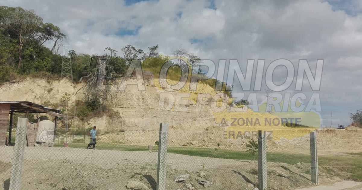 Devastación de áreas naturales en Tuxpan