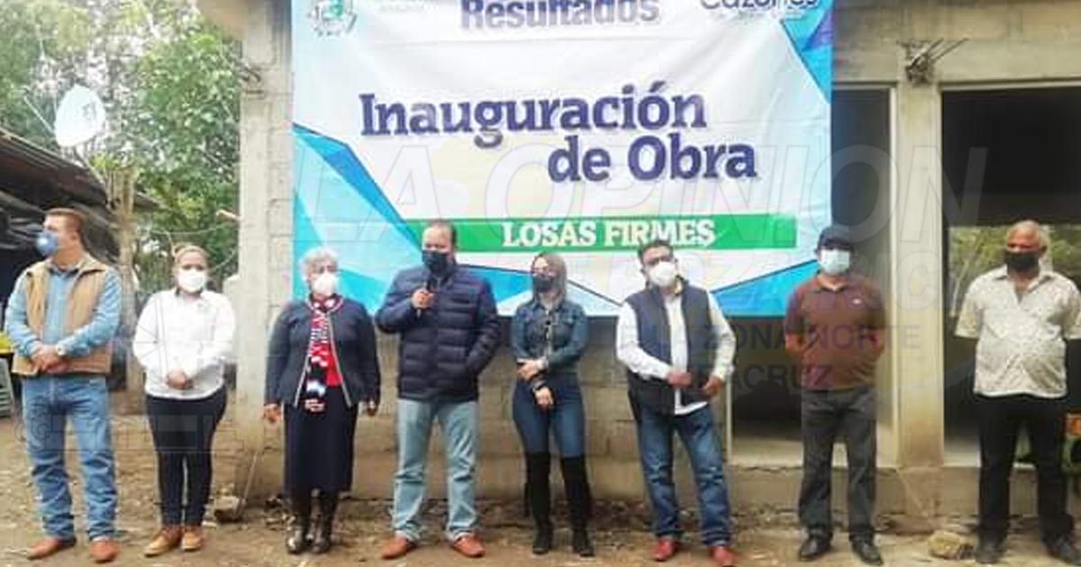 Habitantes de Buenavista, Cazones, estrenan pavimentación de importante acceso