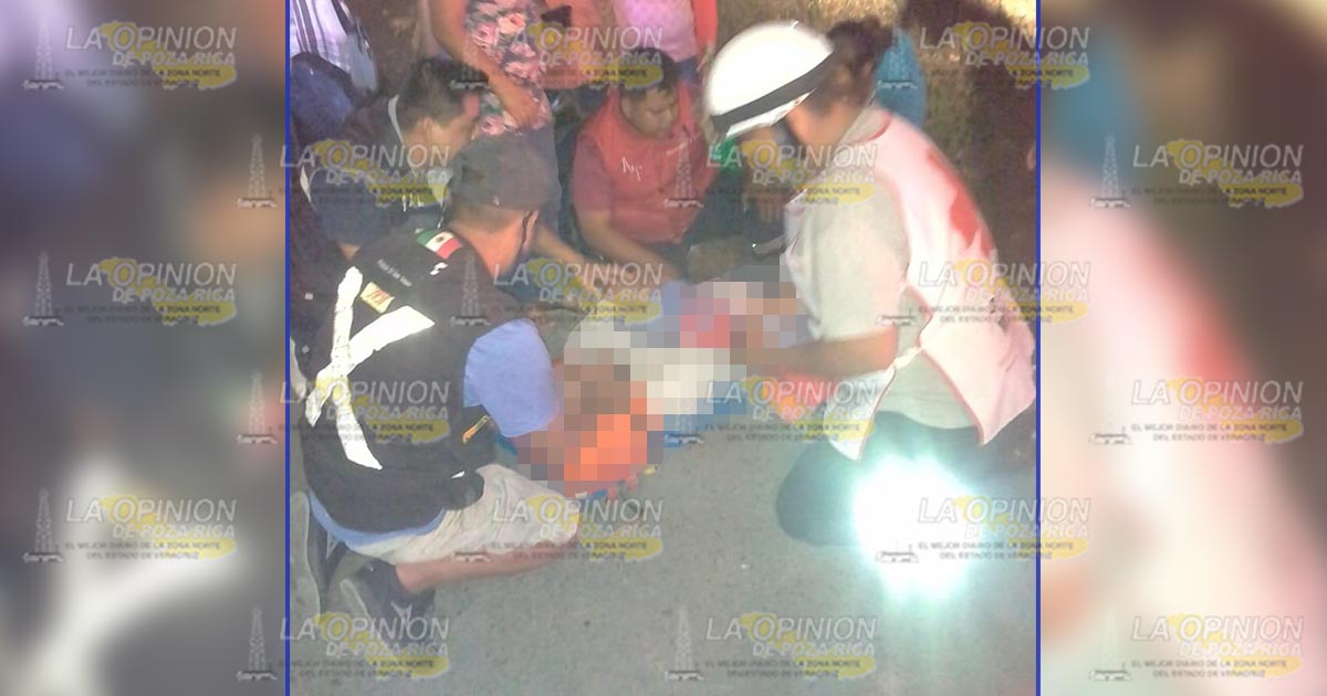 Motociclista arrolla a peatón y se da a la fuga