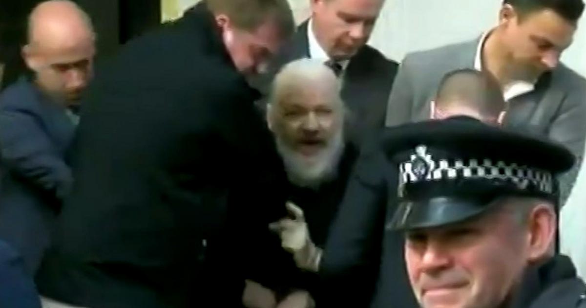 Niegan libertad bajo fianza a Julian Assange