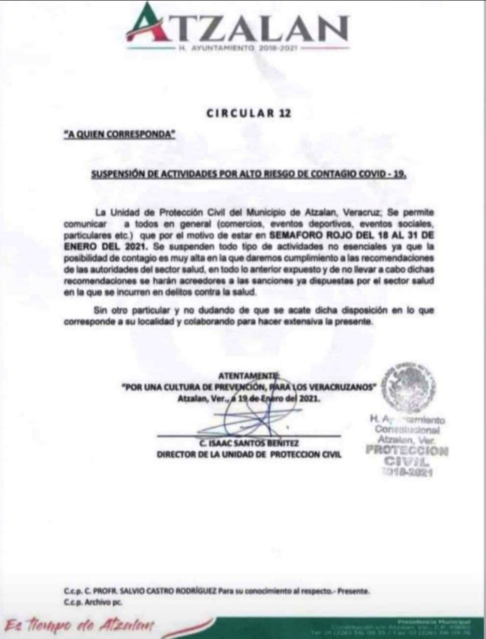 Taxistas sin cubrebocas invaden calles de Tlapacoyan