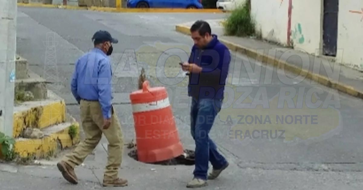 Piden que Tránsito y Vialidad se ponga las pilas; caos constante cerca del palacio en Coatzintla