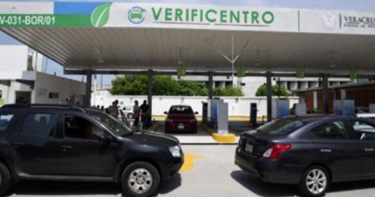 Desmiente gobernador embargar autos por no verificar