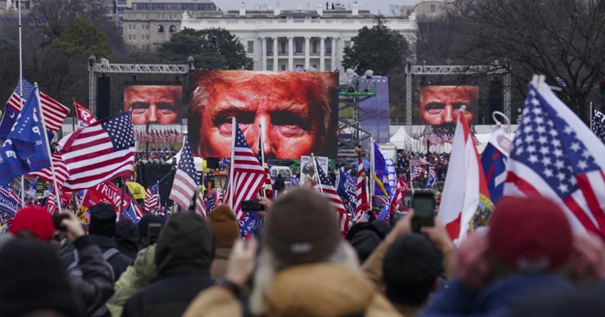 Demócratas acusarían a Trump de incitación a la insurrección