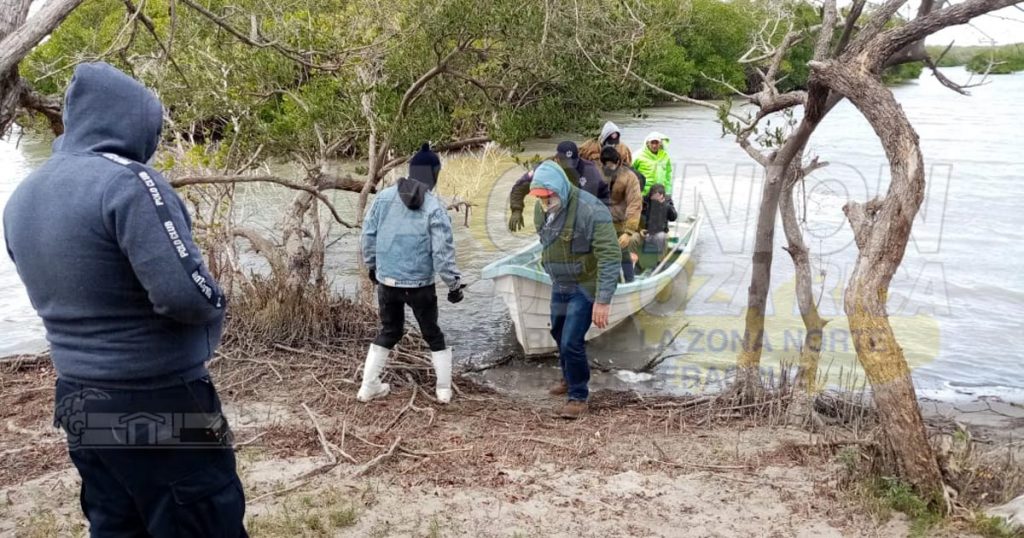Buscan enorme víbora en la isla Juan A. Ramírez de Ozuluama