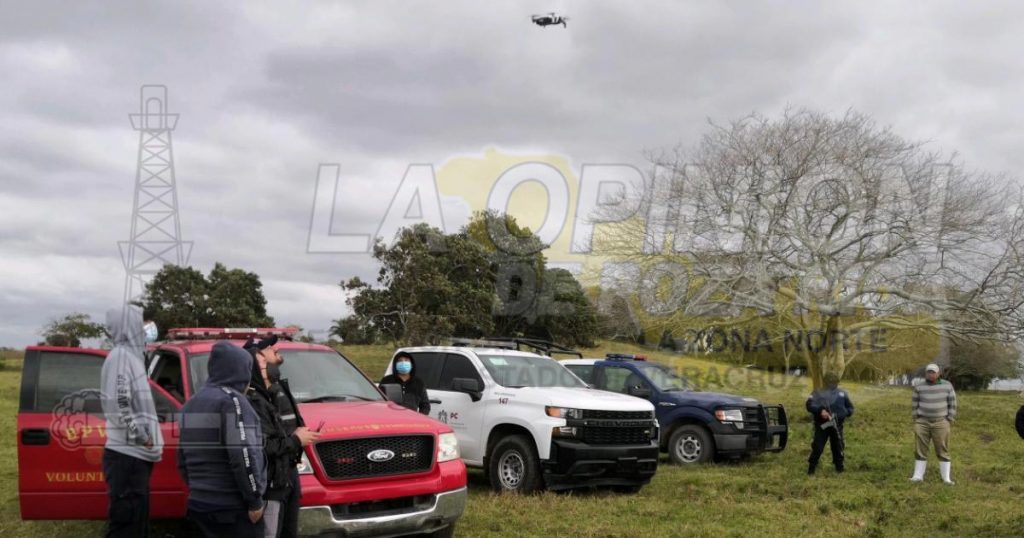 Buscan enorme víbora en la isla Juan A. Ramírez de Ozuluama