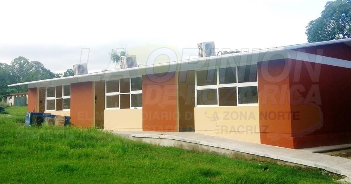 Pide Castillo más obras de infraestructura educativa
