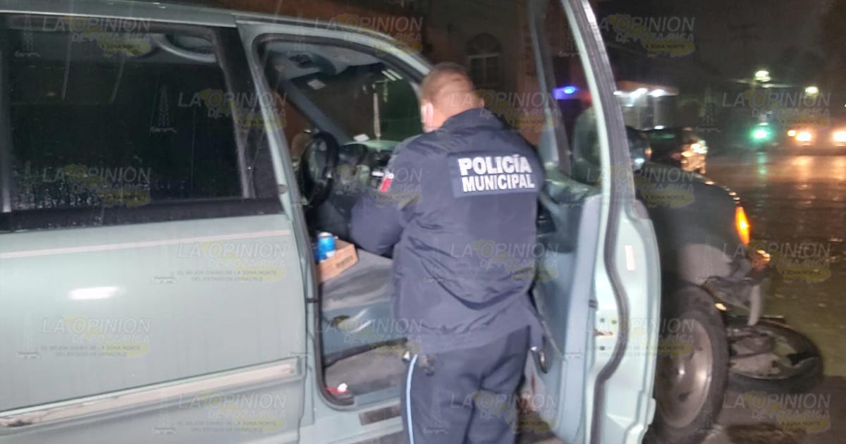 Joven ebrio arrolla a motociclista, en Poza Rica