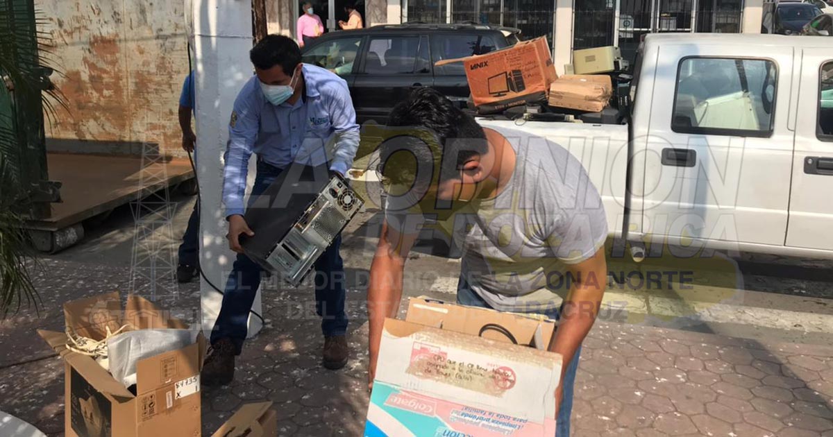 2 toneladas de aparatos en el “5º Reciclatrón”