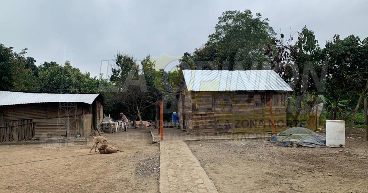 Construyen vivienda con material reciclado