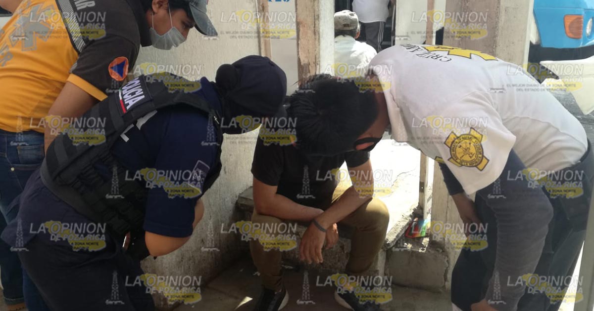 Ebrio moviliza a cuerpos de emergencia