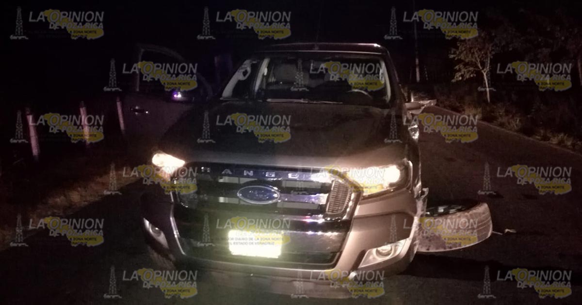 Encontronazo de 2 camionetas