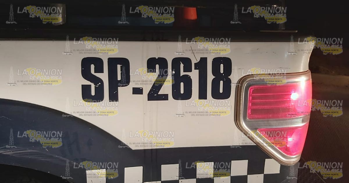 Mando Único lastima a un empleado del Ayuntamiento; lo machuca con la puerta de la patrulla