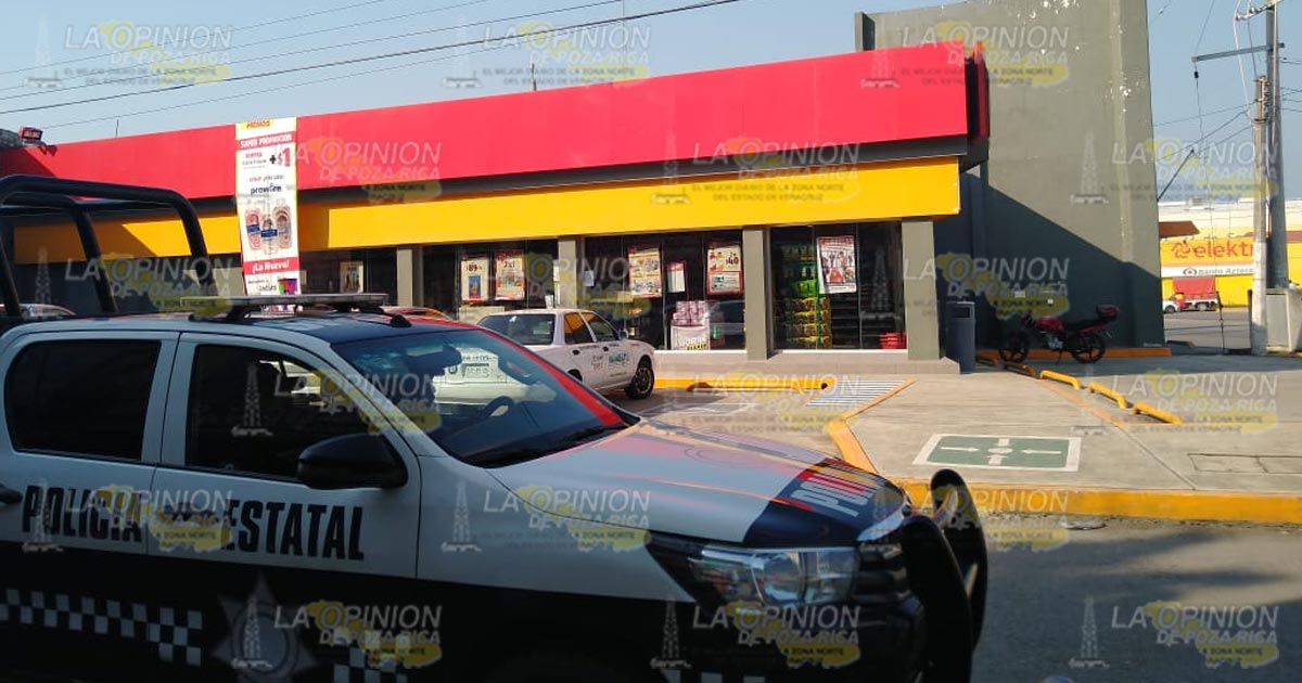 Asaltan otra tienda Oxxo en Poza Rica