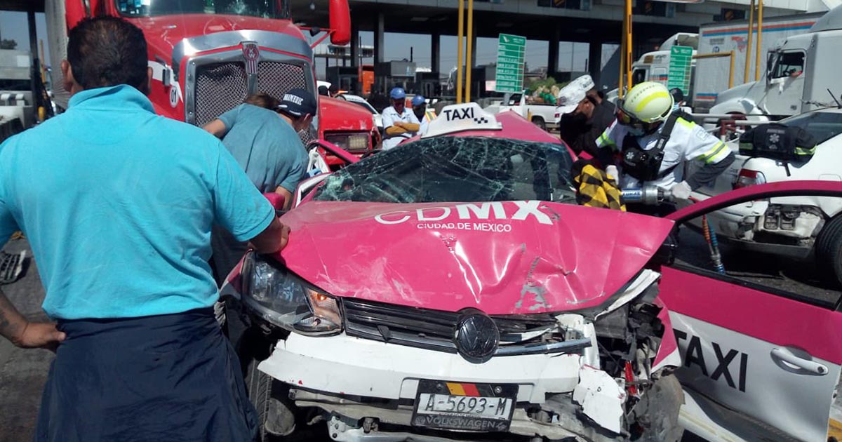 Tráiler sin frenos deja un muerto y 6 heridos