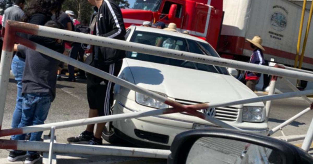 Tráiler sin frenos deja un muerto y 6 heridos