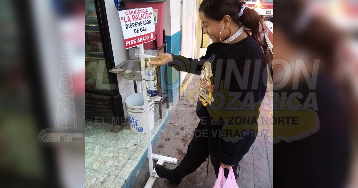 Refuerzan medidas sanitarias en espacios públicos