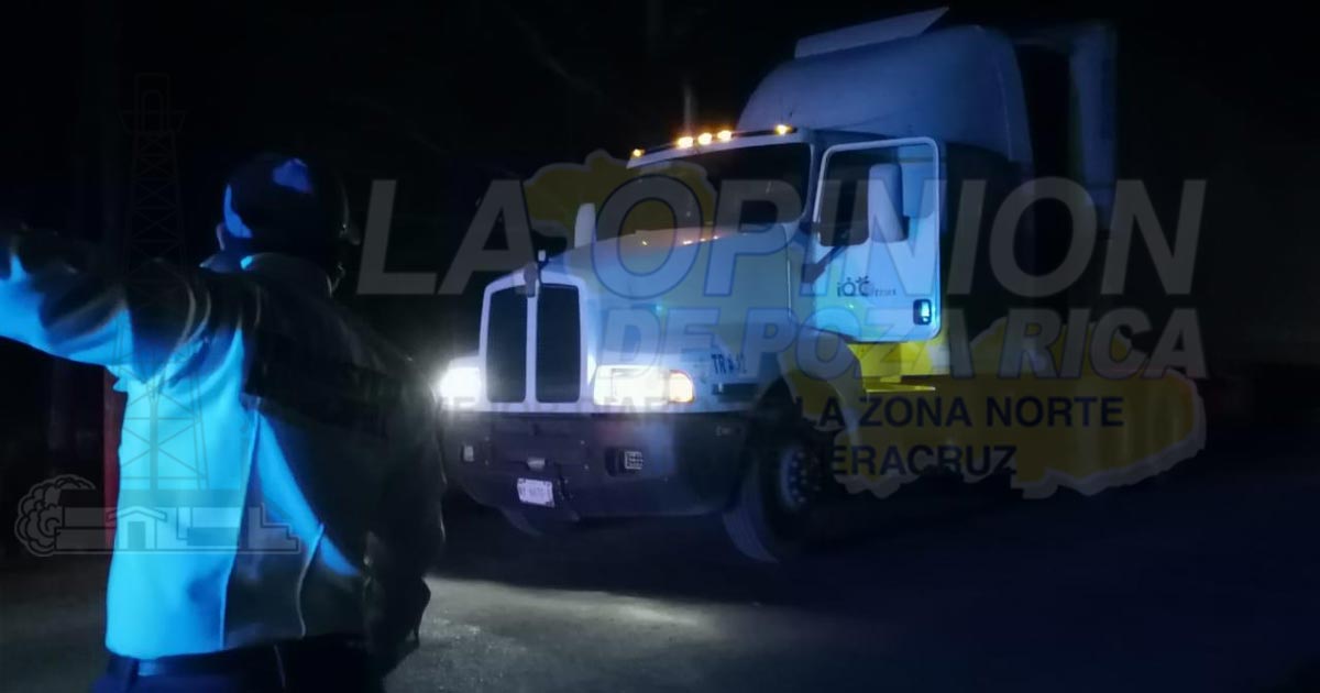 Trágico accidente en entronque a Agua Nacida