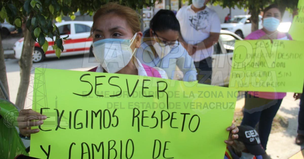 Personal del Hospital Regional se manifiesta en contra de directivos