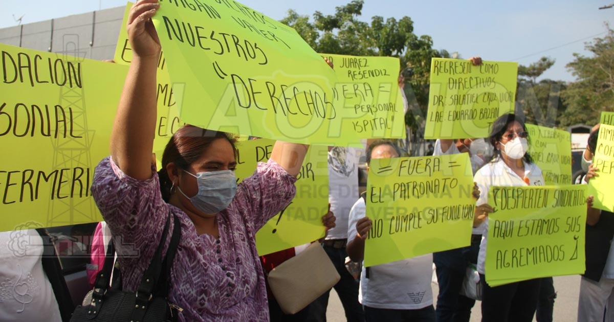 Personal del Hospital Regional se manifiesta en contra de directivos
