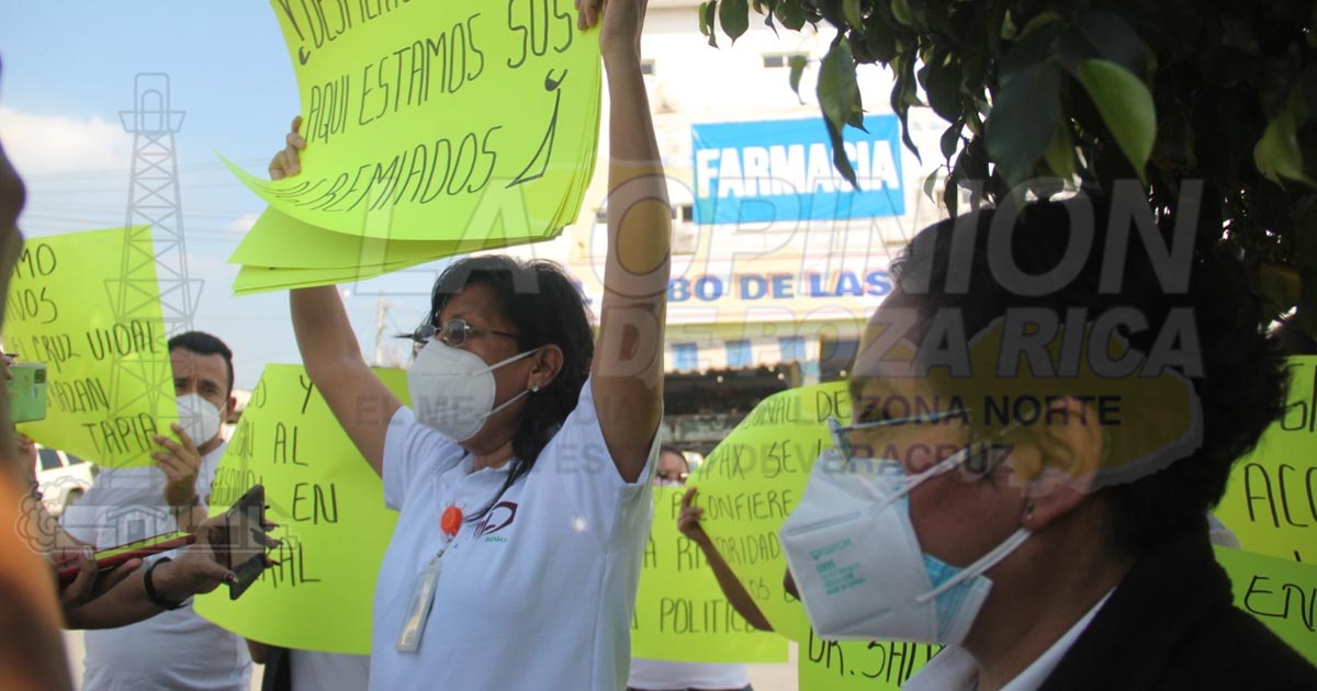 Personal del Hospital Regional se manifiesta en contra de directivos