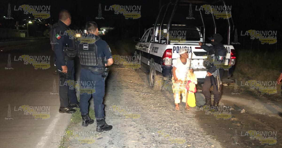 Abuelita es encontrada tirada en la Poza Rica-Coatzintla (Video)