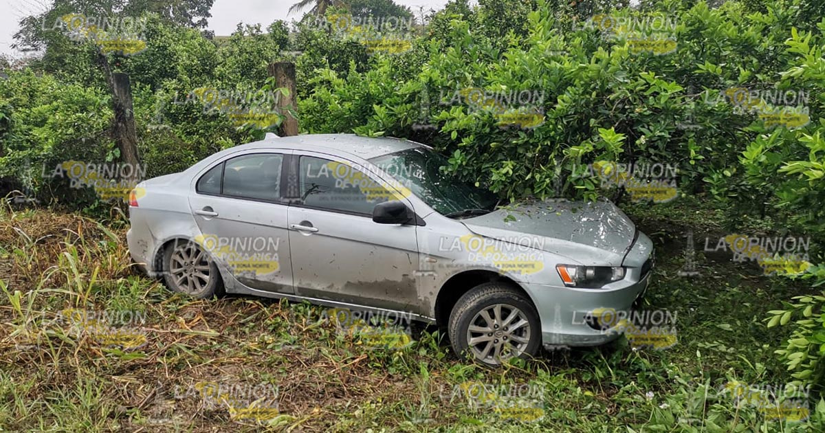 Accidente automovilístico sobre la carretera Misantla-Martínez