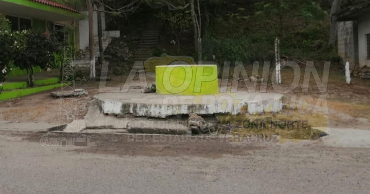 Amenazan con cerrar la carretera Poza Rica-Cazones por falta de agua en La Barra