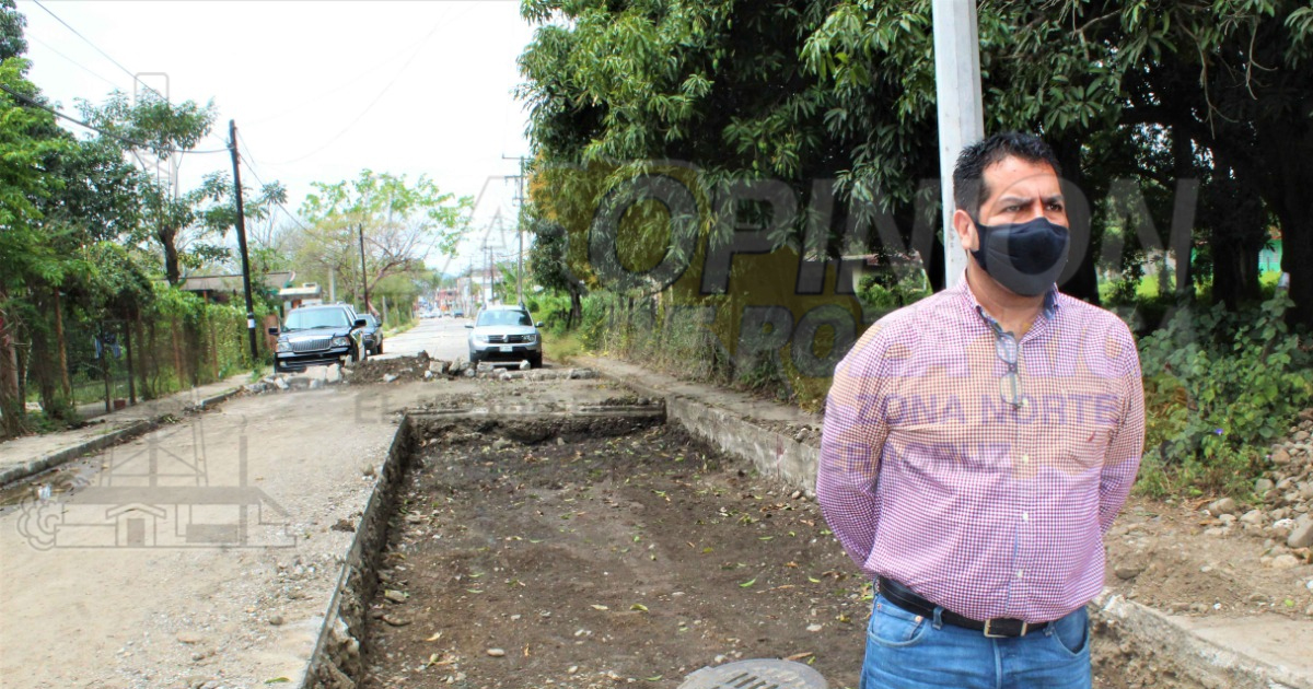 Avanzan los trabajos del colector de drenaje en Naranjos