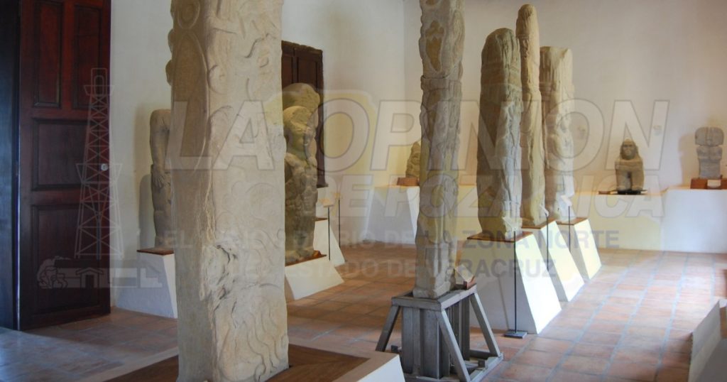 Cantinas abiertas, pero recinto cultural cerrado en Castillo de Teayo