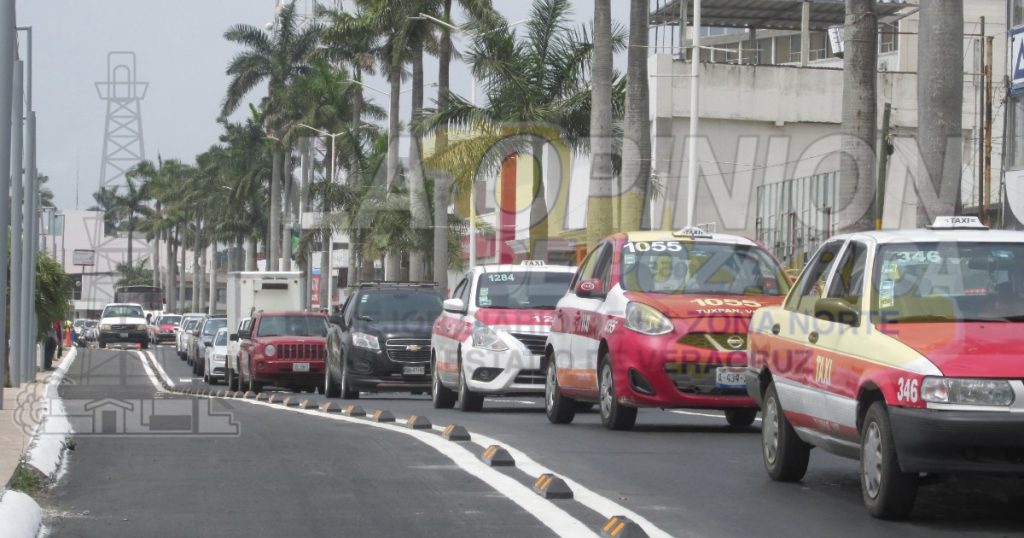 Caos vial, provocan obras de última hora