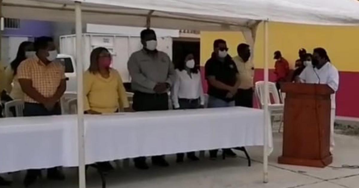 Construyen tres aulas para la nueva escuela primaria bilingüe en Coatzintla