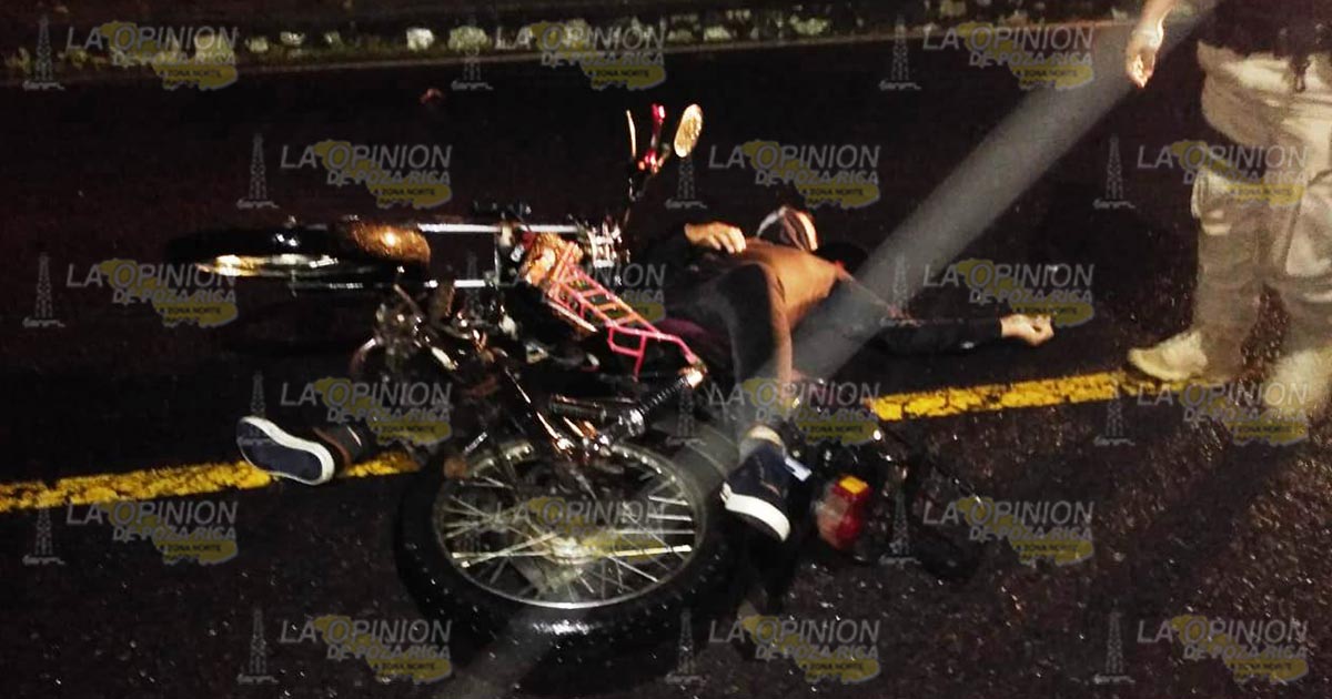 Ebrio motociclista se accidenta en Tlapacoyan