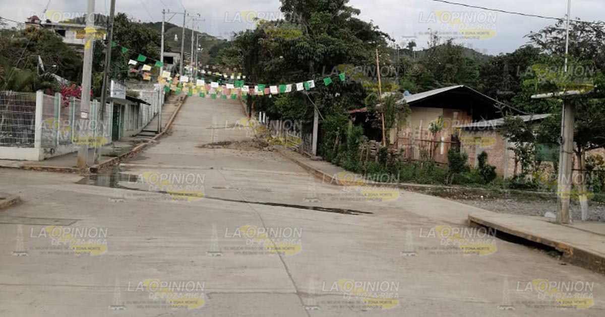Mujer muere por comer camarones envenados